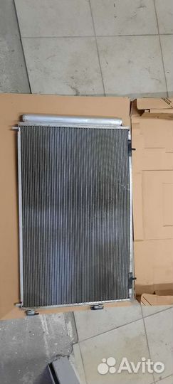 Радиатор кондиционера toyota Rav4/2012