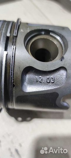 Поршня с шатунами Grand Cherokee 3.0 crd