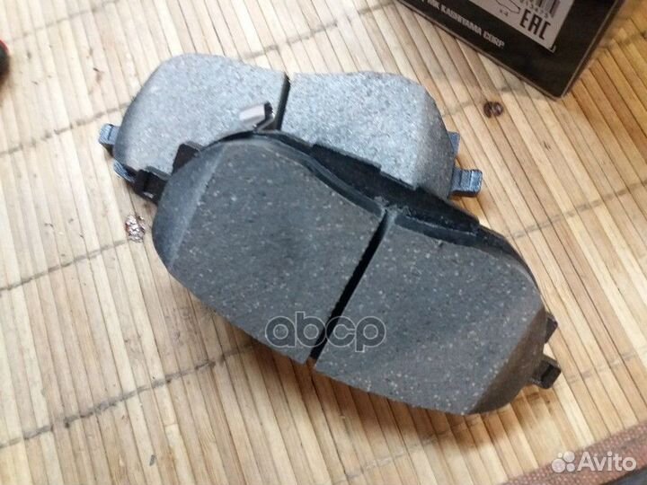 Колодки торм. пер. с дат. D2330MH Kashiyama