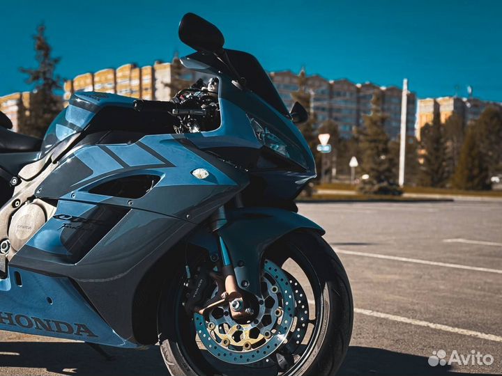 Honda cbr 1000 rr