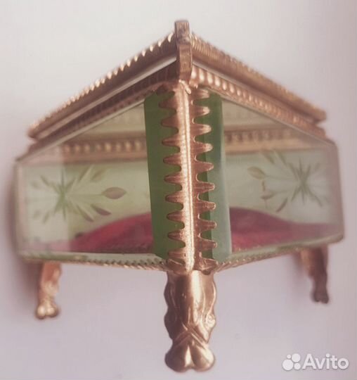 Шкатулка для украшений