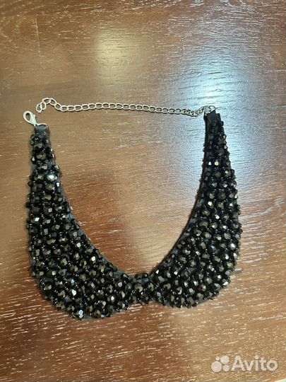 Украшение на шею