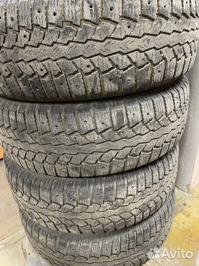 Maxxis MA-SUV Presa Spike 225/65 R17