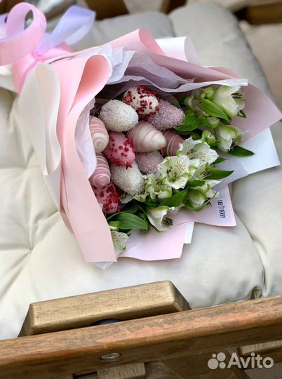 Букет из клубники в шоколаде