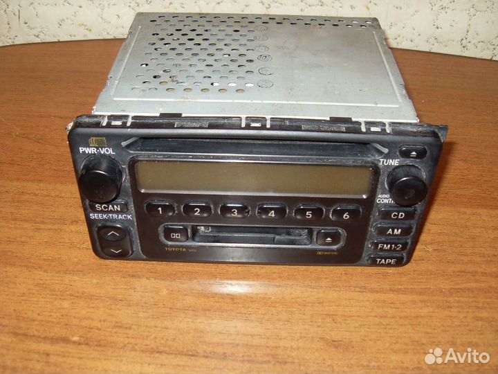 Магнитола toyota 86120-2B690. Читайте содержание