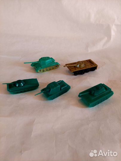 Военная техника СССР колкий пластик