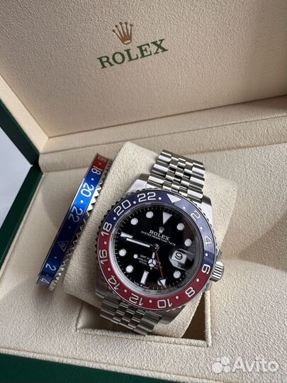 Rolex GMT-Master II 40 mm 126710 Steel Pepsi