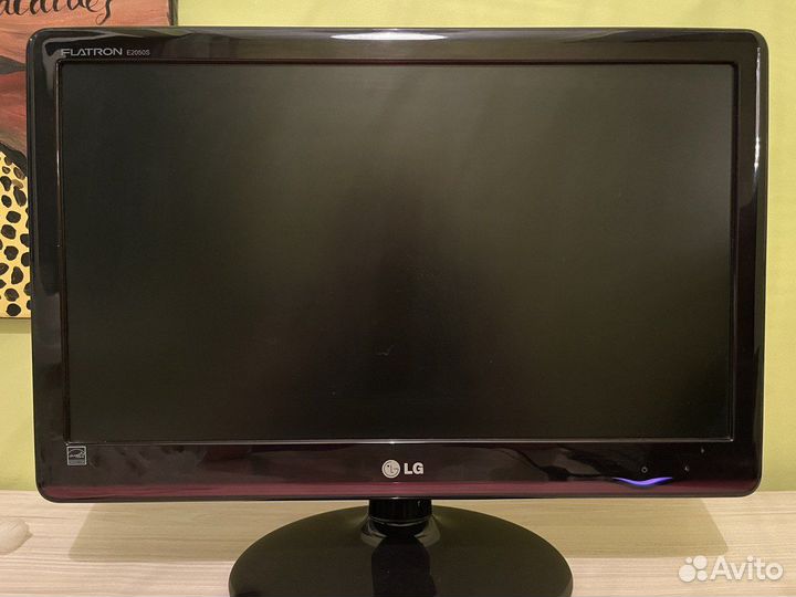 Монитор для компьютера LG Flatron 20