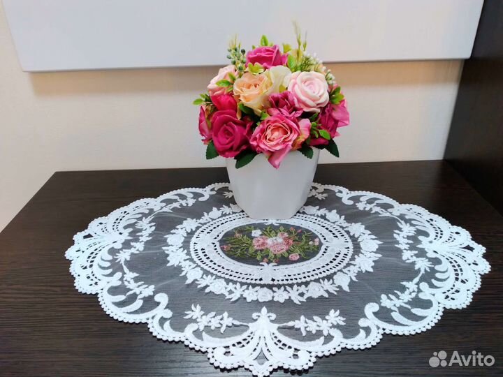 Салфетка ажурная белая