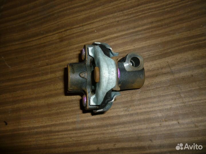 Муфта рулевого вала Chevrolet Cavalier 2