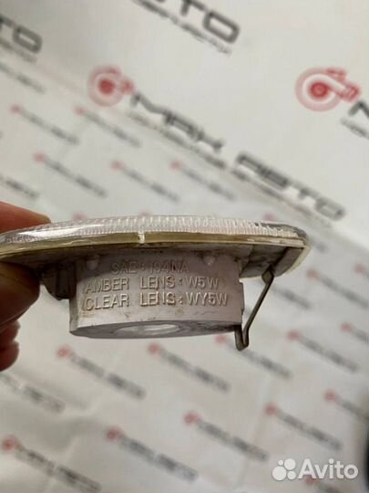 Б/У повторитель поворота (поворотник) правый