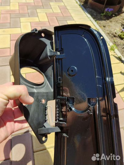 Лючок бензобака Vito/Viano W639