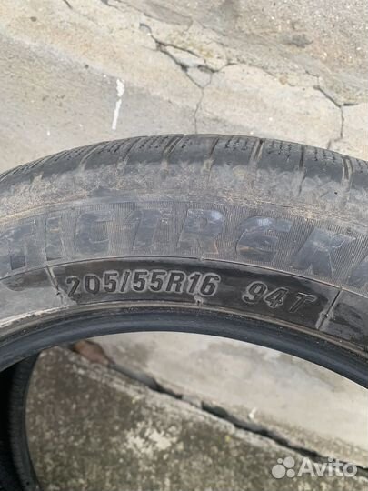 Maxxis ArcticTrekker NS5 205/55 R16