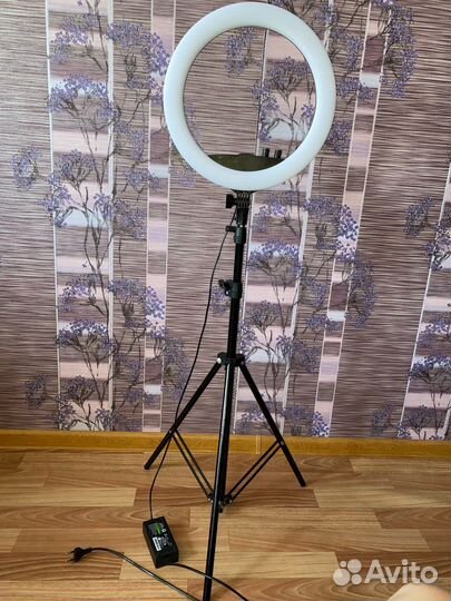 Кольцевая лампа 36 см