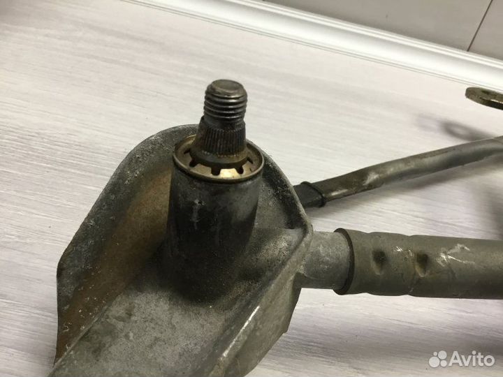 Трапеция дворников Toyota Rav4 2 2003