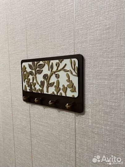 Ключница настенная из дерева