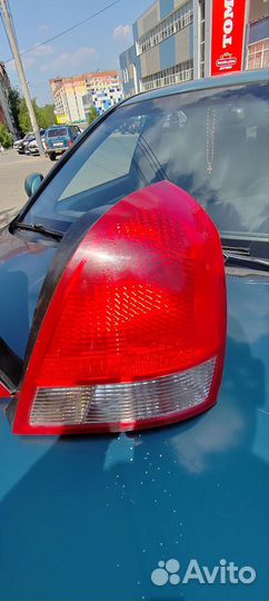 Фанарь задний Hyundai Elantra lll xd Цена за пару