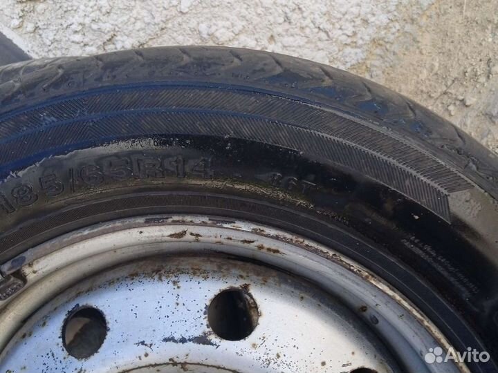 2 колёса в сборе, и 1 диск