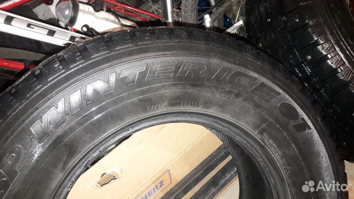 Dunlop SP Winter Ice 07 245/70 R16 107T