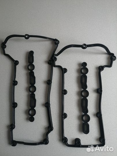 Прокладки крышки клапанов Jeep WK2 EXF 3.0 diesel