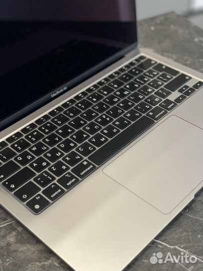 Apple MacBook air 13 2020 m1 16gb 256