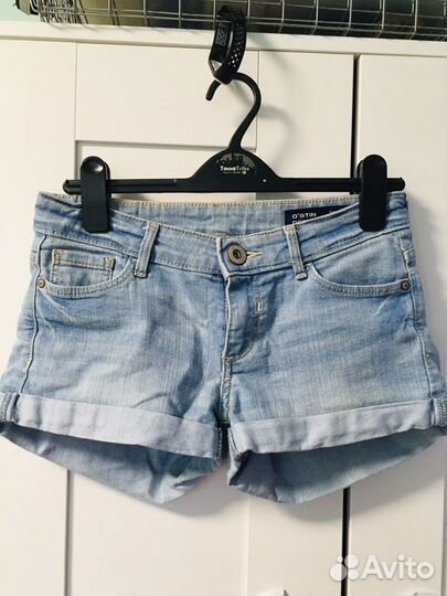 Джинсовые шорты