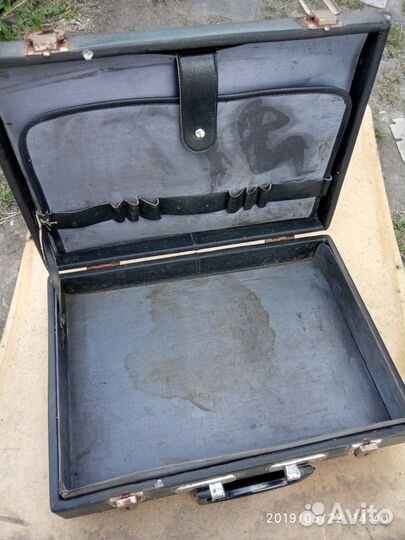 Дипломат 80-х и утюг 55 г