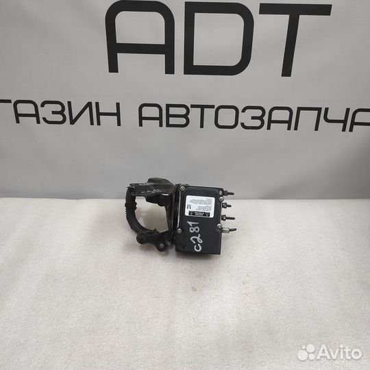 Блок ABS Toyota Auris E150