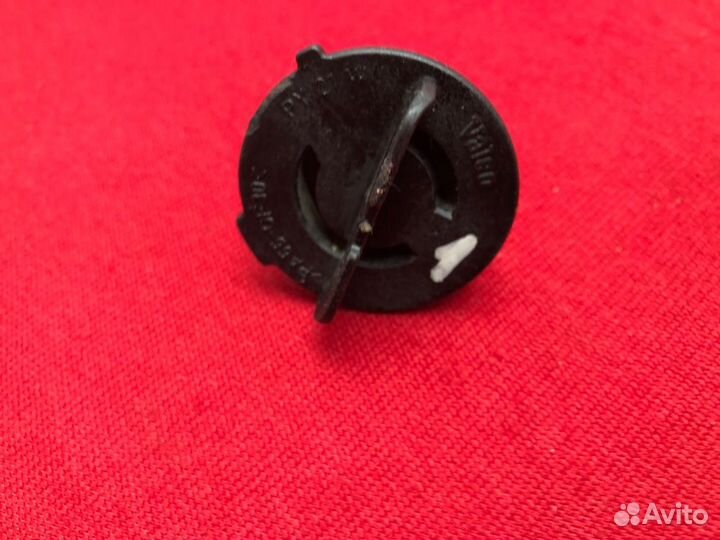 Цоколь поворотника фары передний Fiat Punto 199