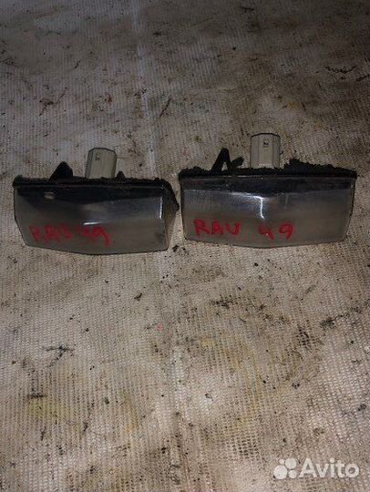 Фонарь подсветки номера Toyota RAV4 (XA40) IV (201