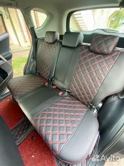 Чехлы на Toyota Rav-4(40)