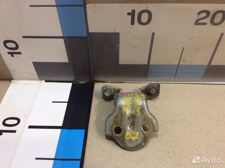 Петля двери задняя правая Mitsubishi Galant EA