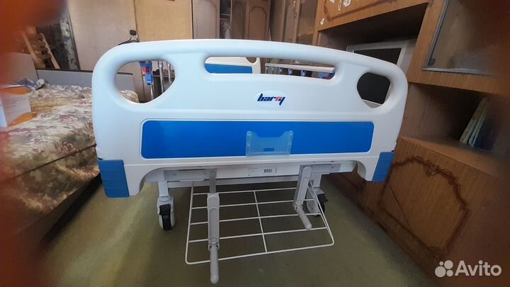 Медицинская кровать для лежачих больных