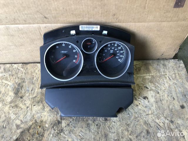 Щиток приборов opel astra H YT
