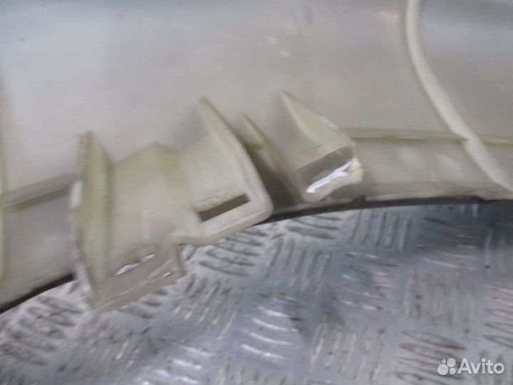 Обшивка передней панели правая Mercedes-Benz A9436