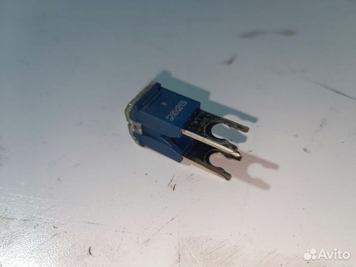 Предохранитель 100А галант 7