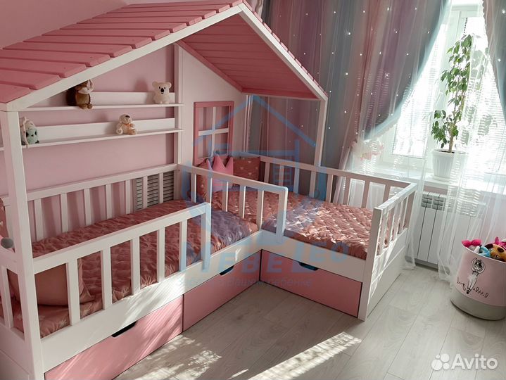 Двухъярусная кровать