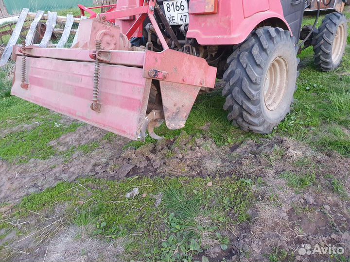 Вспашка земли трактором, фрезерование, дискование