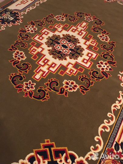 Ковер шерстяной новый 2,5 на 3,5