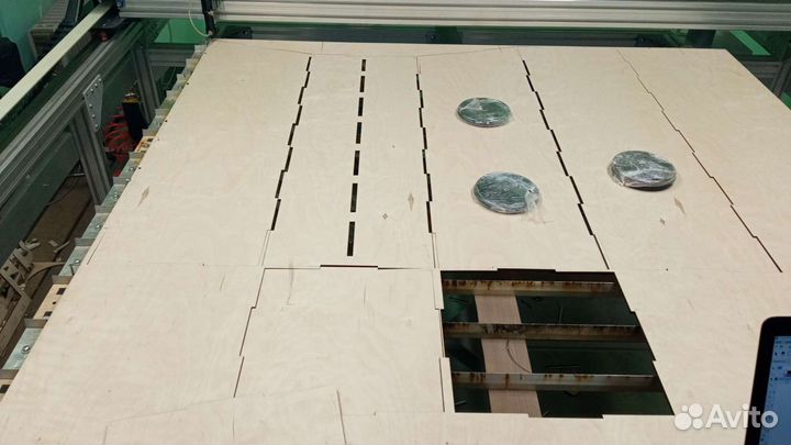 Лазерная резка фанеры большого размера