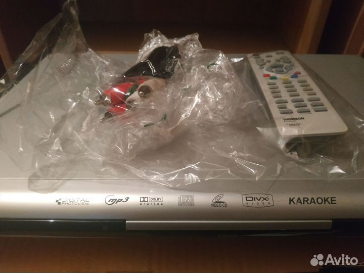 DVD плеер Thomson