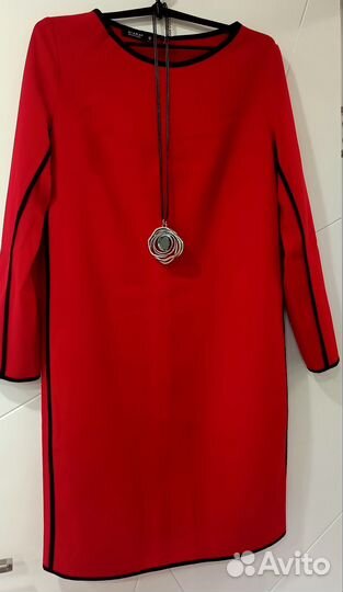 Платье женское 46 размер