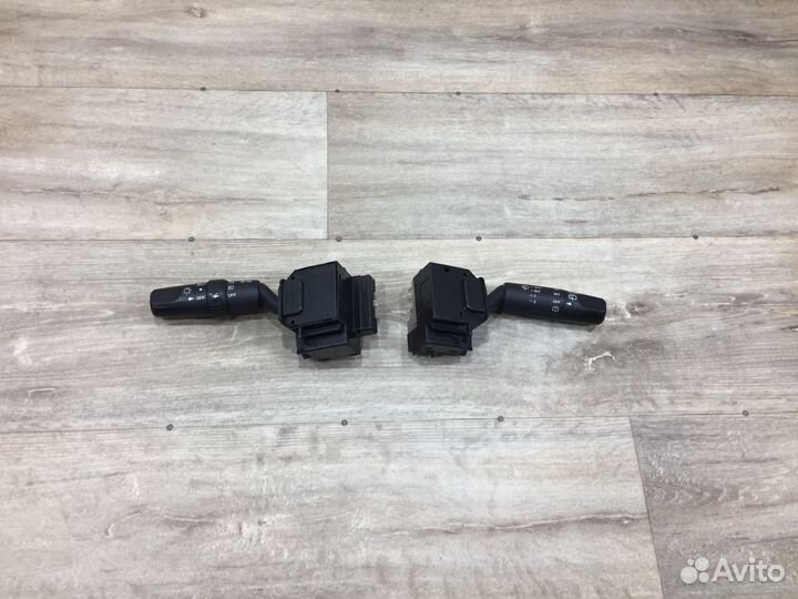 Подрулевой переключатель правый левый Mazda 3 BK