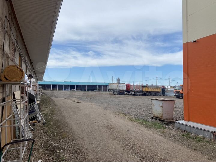 Торгово-производственная база, 5000 м²