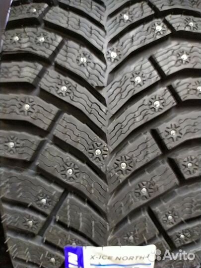 Michelin X-Ice North 4 205/65 R16