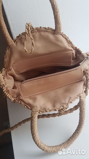 Женская плетеная сумка из натуральной соломы