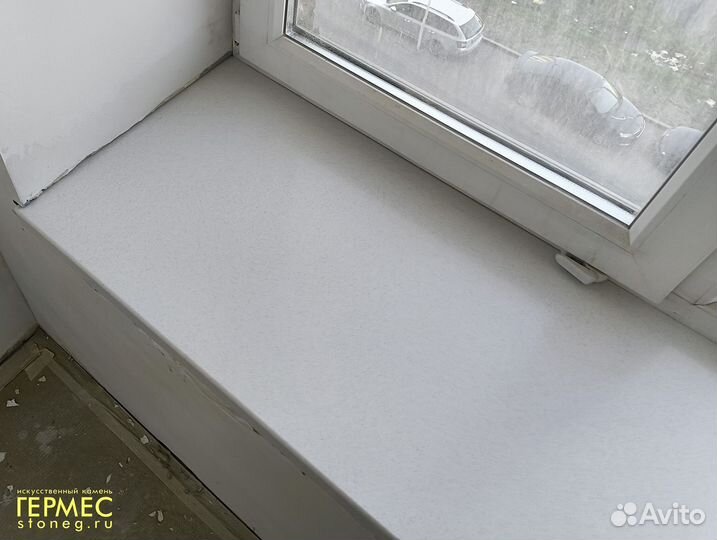 Hi-Macs подоконники из искусственного камня м2
