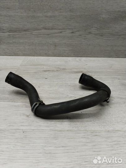 Патрубок охлаждения Mercedes C-Class W 203 coupe