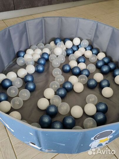 Сухой бассейн манеж с шариками