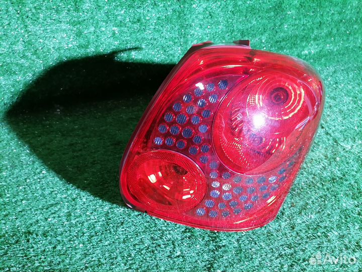 Фонарь правый 9680157980 универсал Peugeot 207 WK
